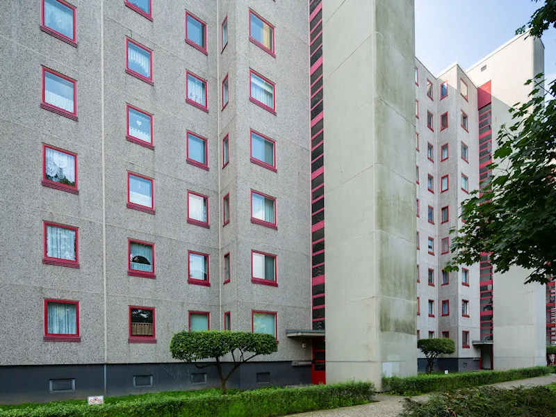 Helle 2-Zimmer-Wohnung mit Balkon für Selbstrenovierer – provisionsfrei — photo 1